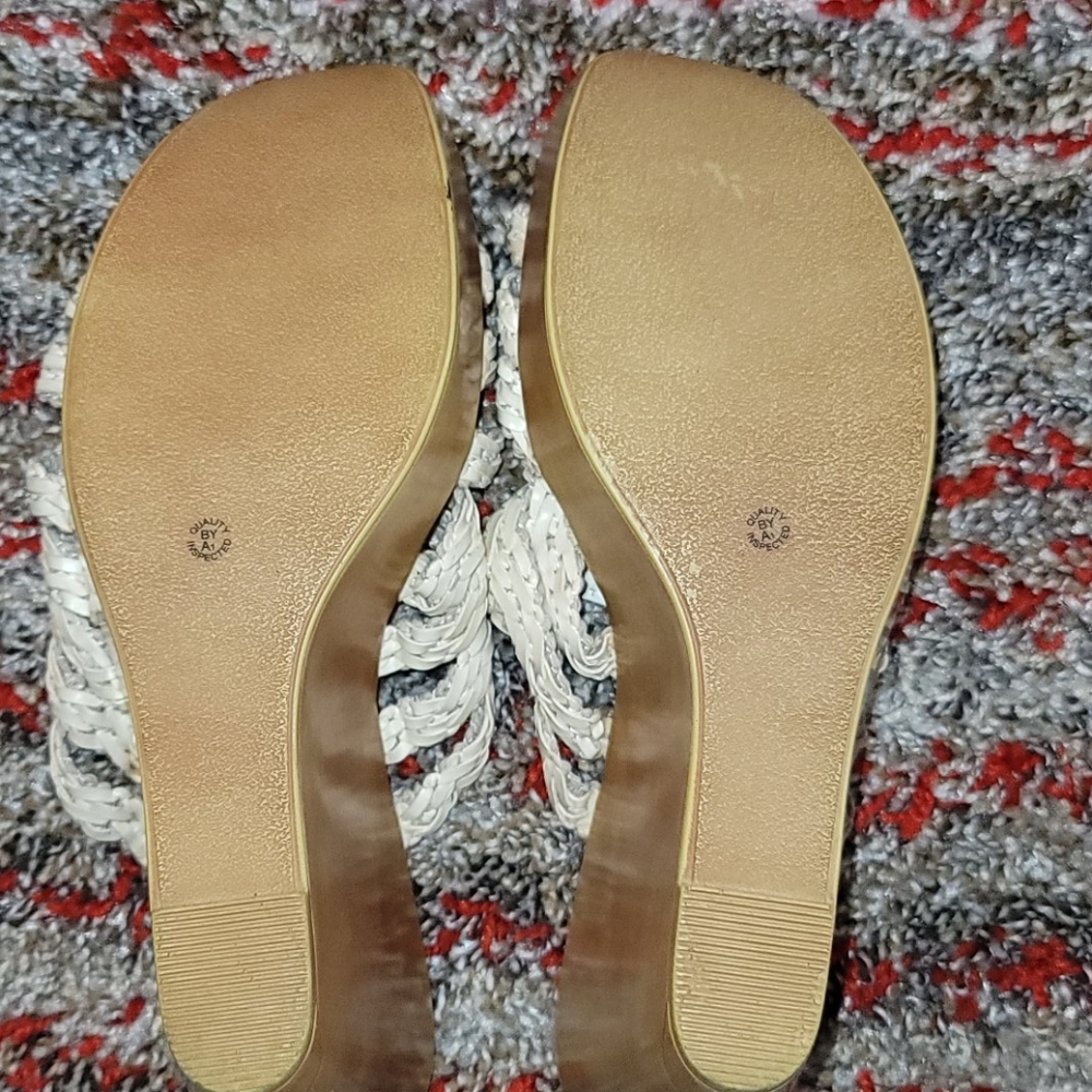 Sandals - Picture 2 of 2